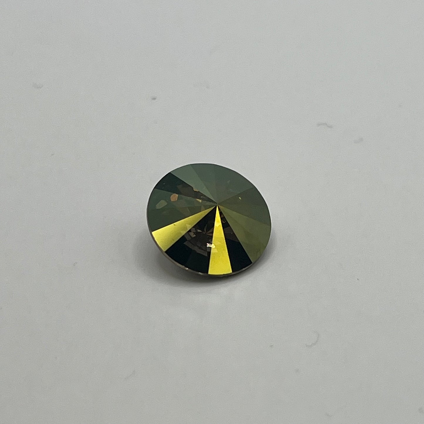 Swarovski 12MM Rivoli A1122 - Crystal Iridescent Green