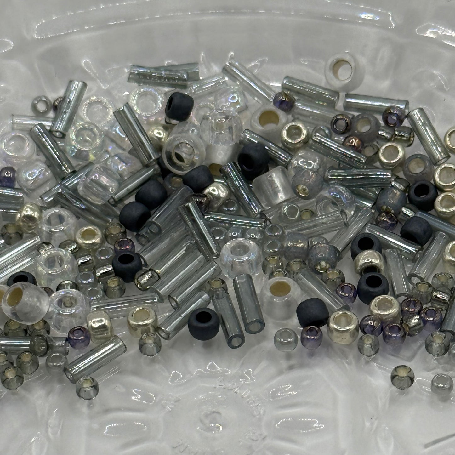 TOHO Varied Tenin - Gray/Gold Mix