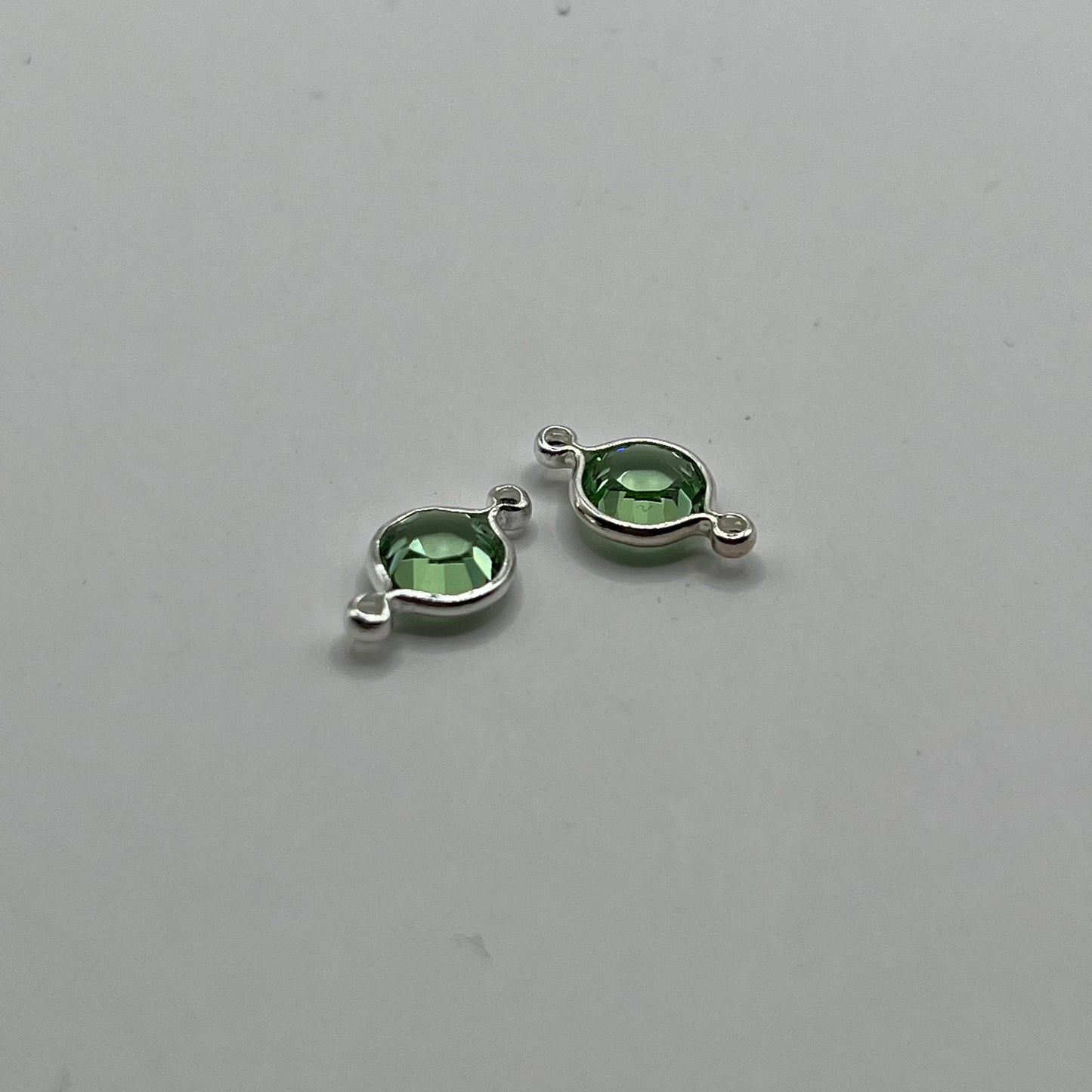 Swarovski Daisy Double Loop Connector SS29 - Periodot (2pcs)