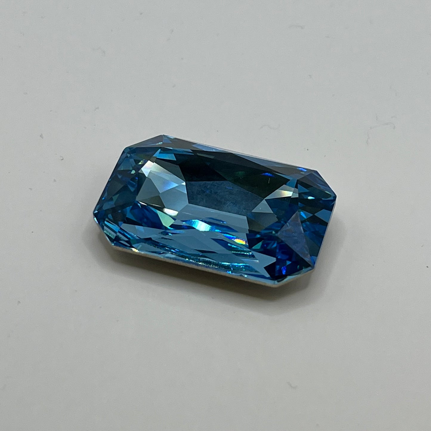 Swarovski 37X25.5MM Octagon A4627 - Aquamarine