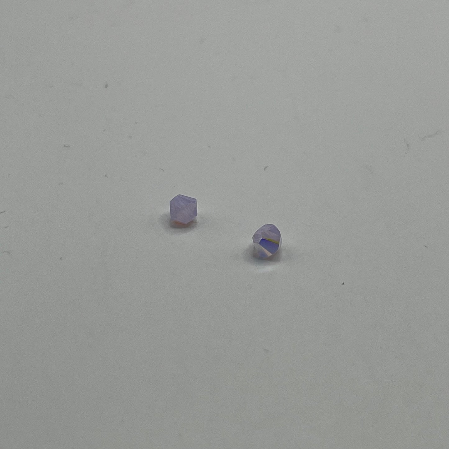 Swarovski Bicones 4MM - Violet Opal AB (12pcs)