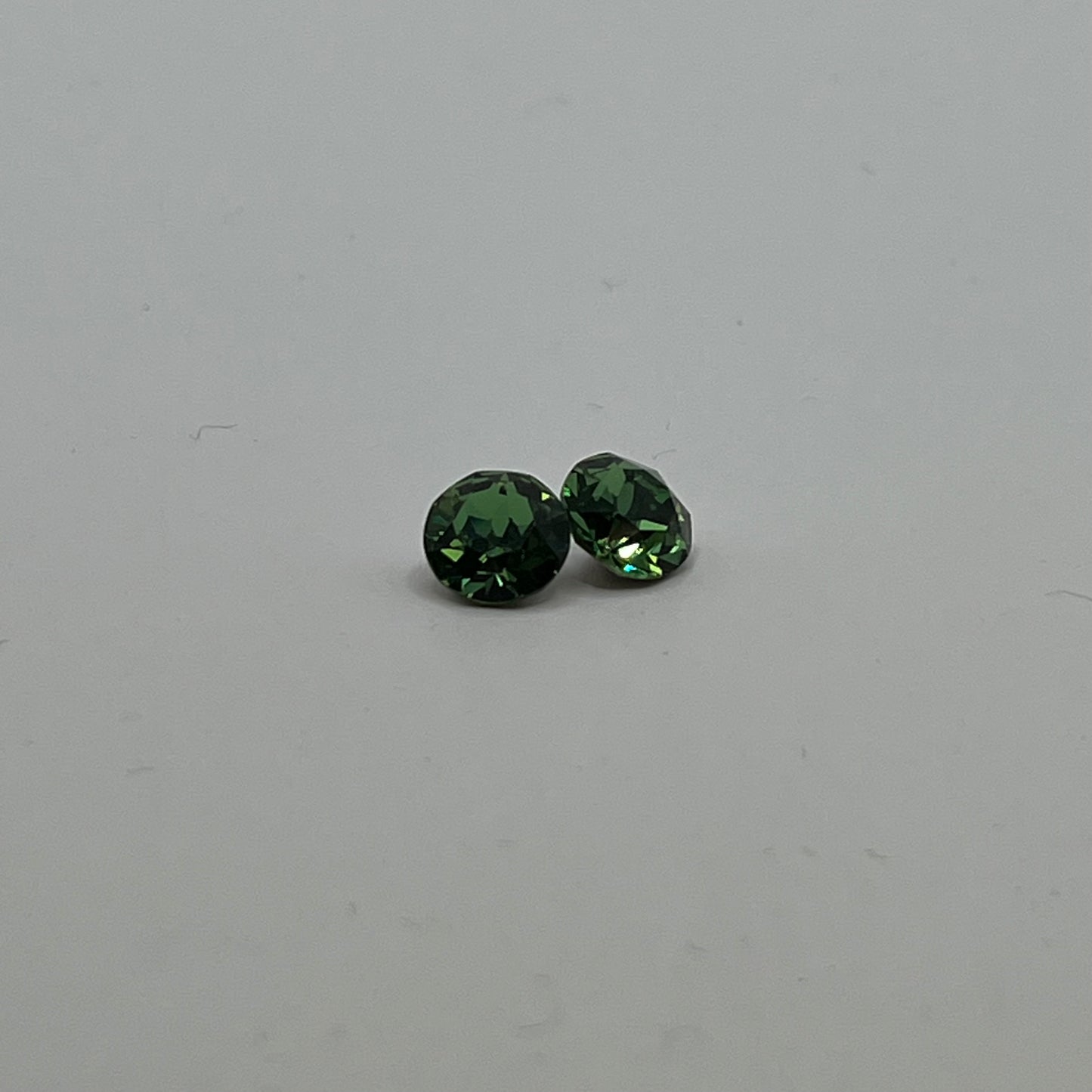 Swarovski 8MM Xirius Chaton A1088 - Erinite (4pcs)