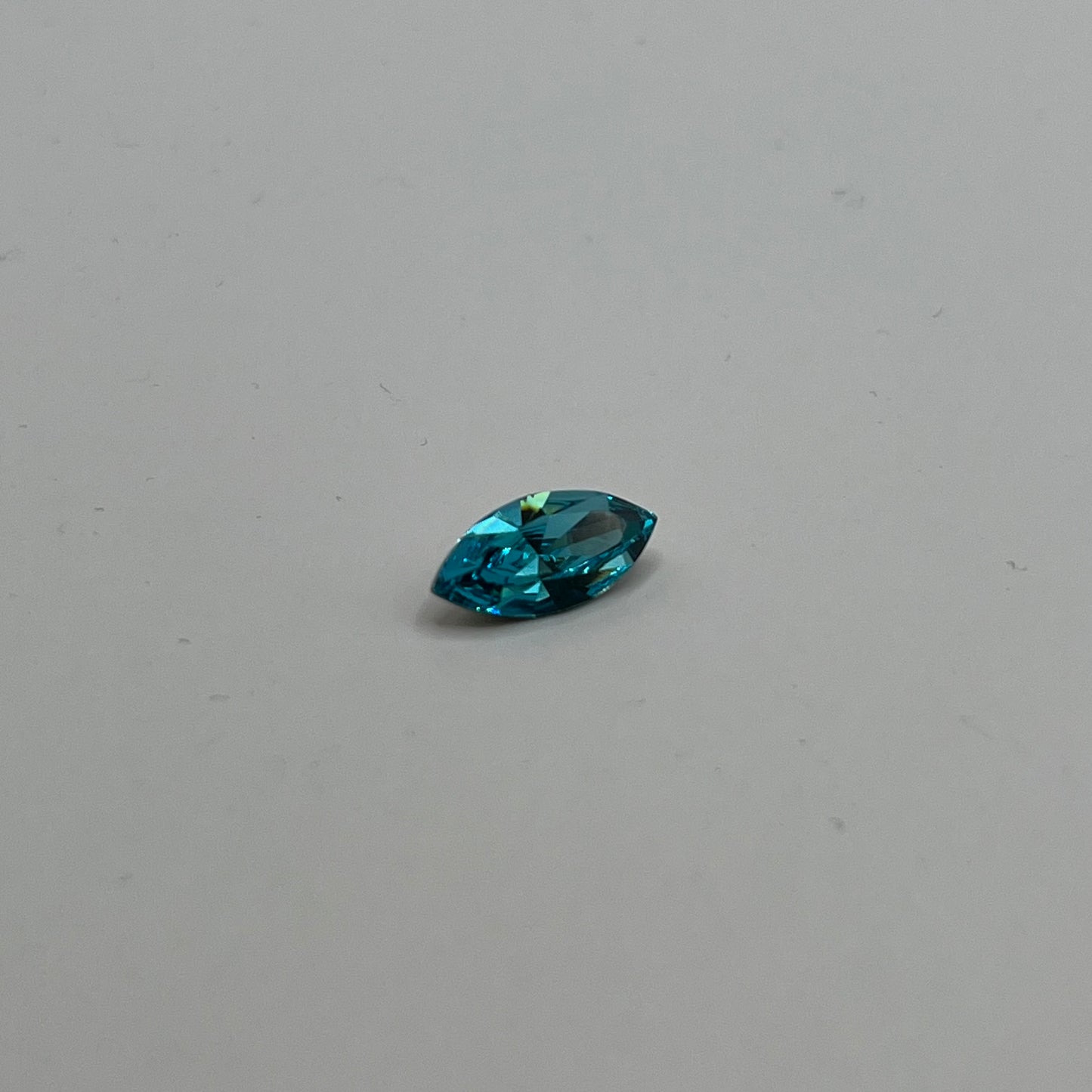 Swarovski 15x7MM Navette A4228 - Light Turquoise