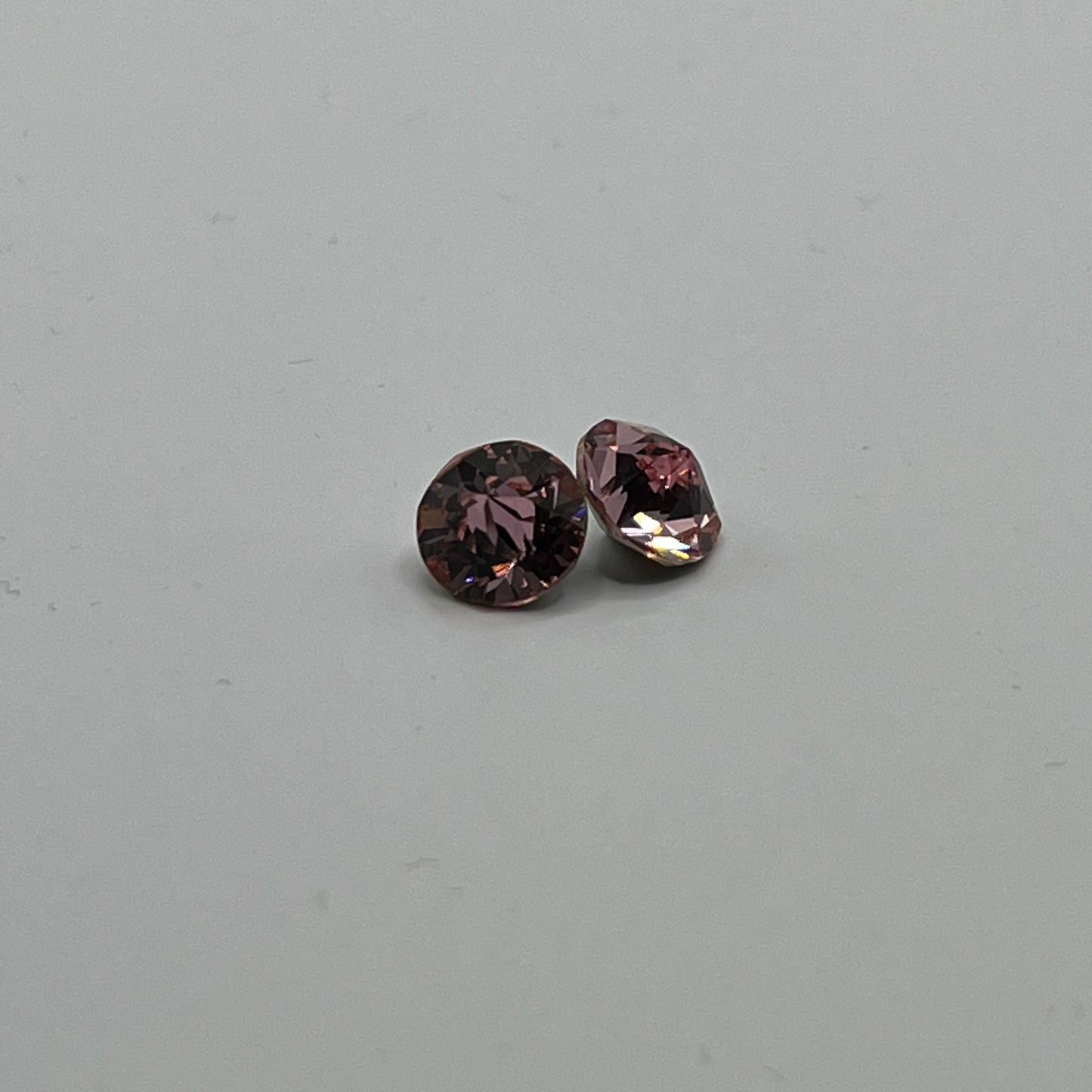 Swarovski 8MM Pointed Xirius Chaton A1188 - Light Rose (4pcs)