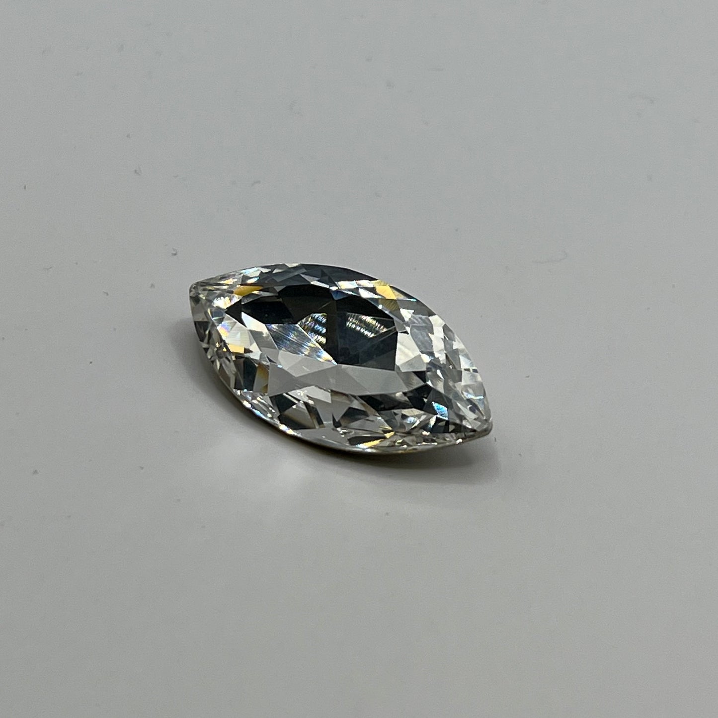 Swarovski 32X17MM Navette - Crystal
