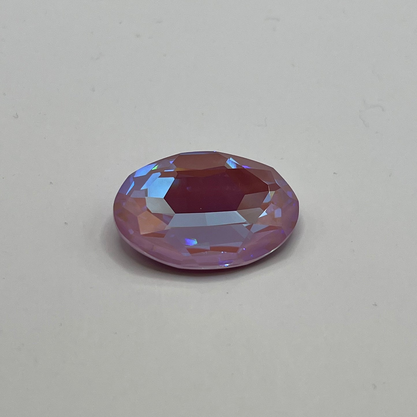 Swarovski 30X22MM Oval A4127 - Lavender Delite