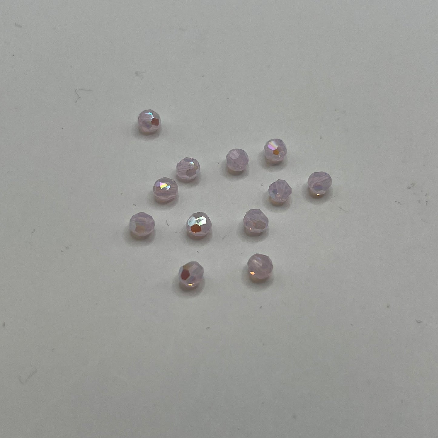 Swarovski 4MM Round Faceted A5000 - Rose Water Opal Shimmer (12pcs)
