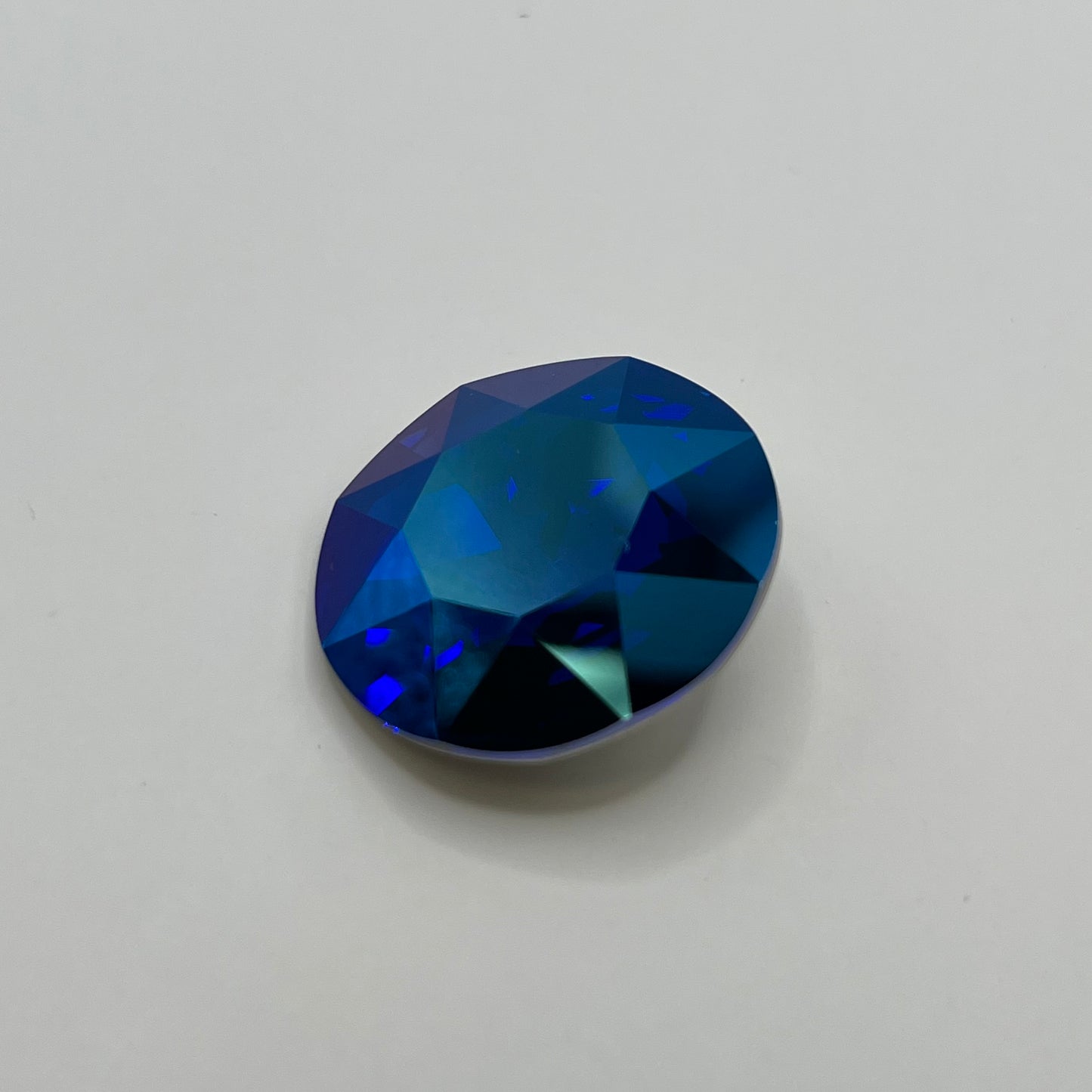 Swarovski 27MM Crystal Majestic Blue Verde