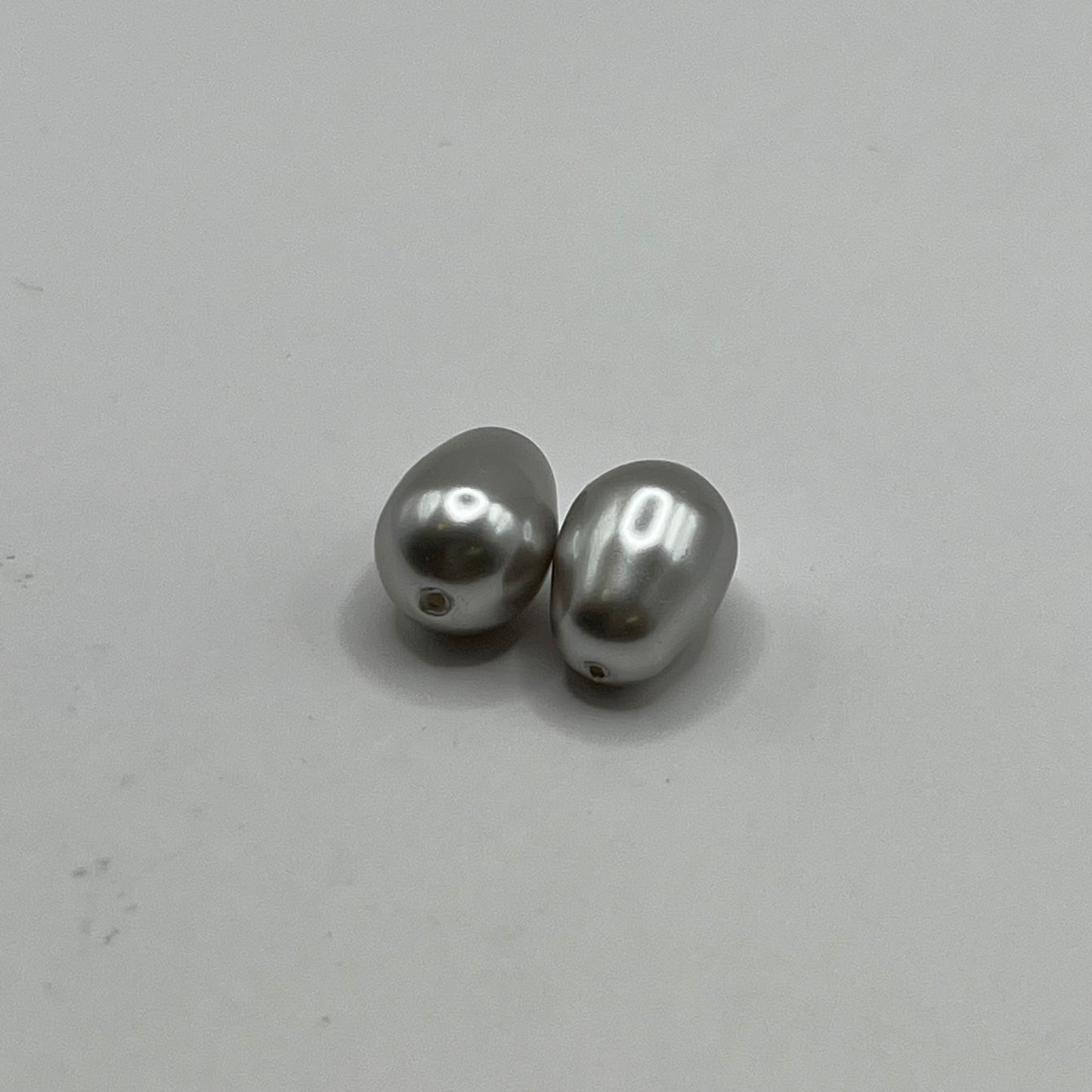 Swarovski 11x8MM Pear Pearls A5821 - Light Grey