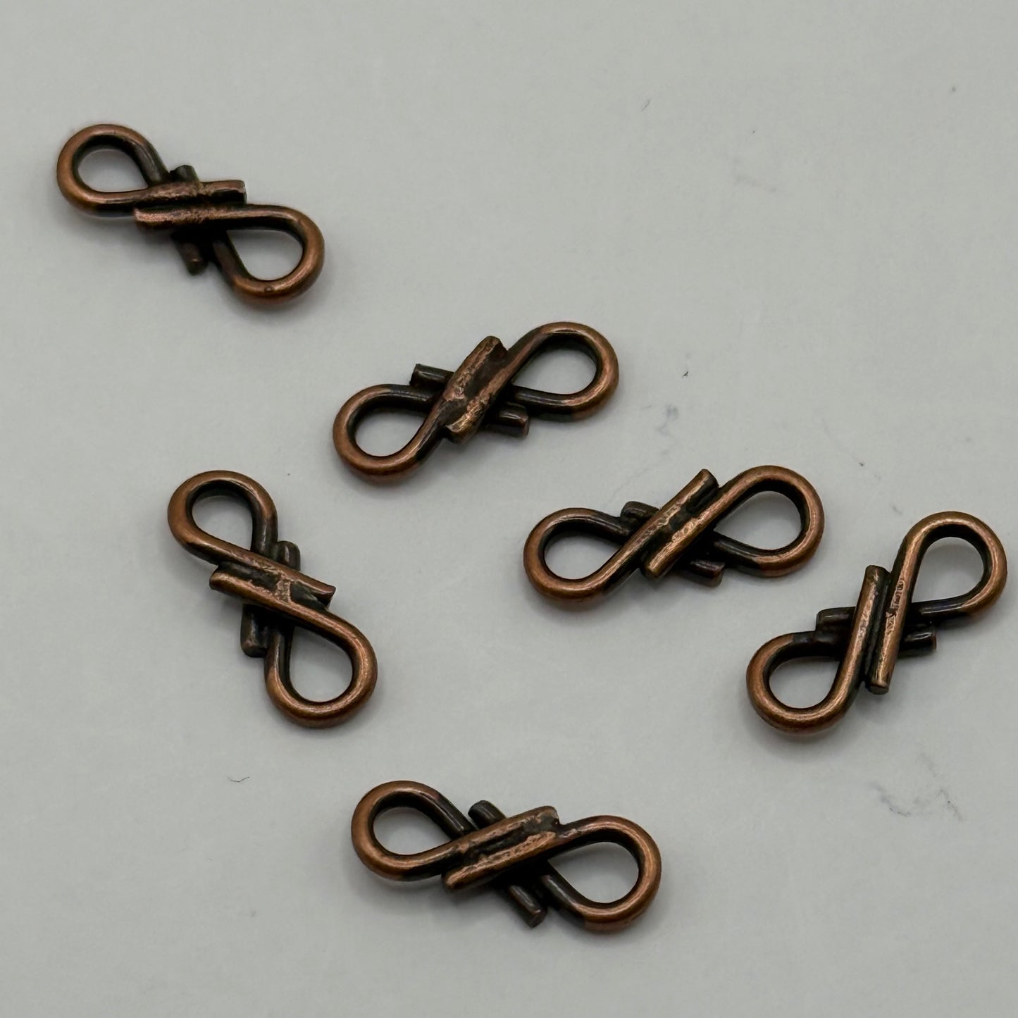Connector - Figure 8 shape - Antique Copper (6pcs)