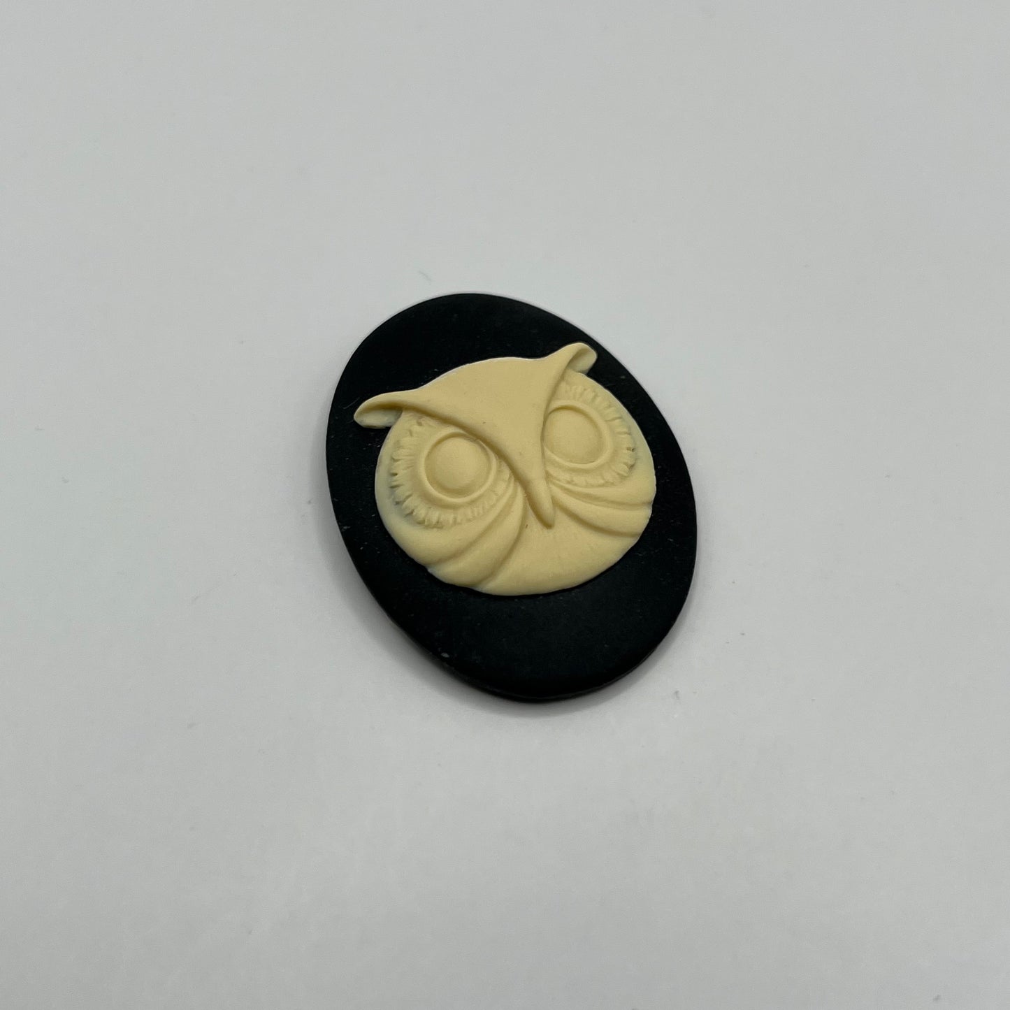 Oval 40x30MM Owl Head Cameo (Plastic) - IND