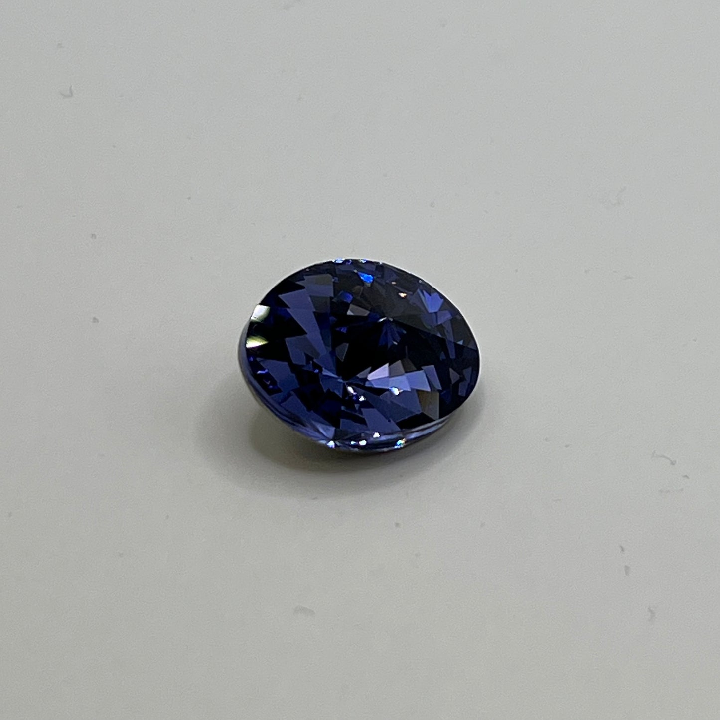 Swarovski 18X13.5MM Oval Rivoli A4122 - Tanzanite