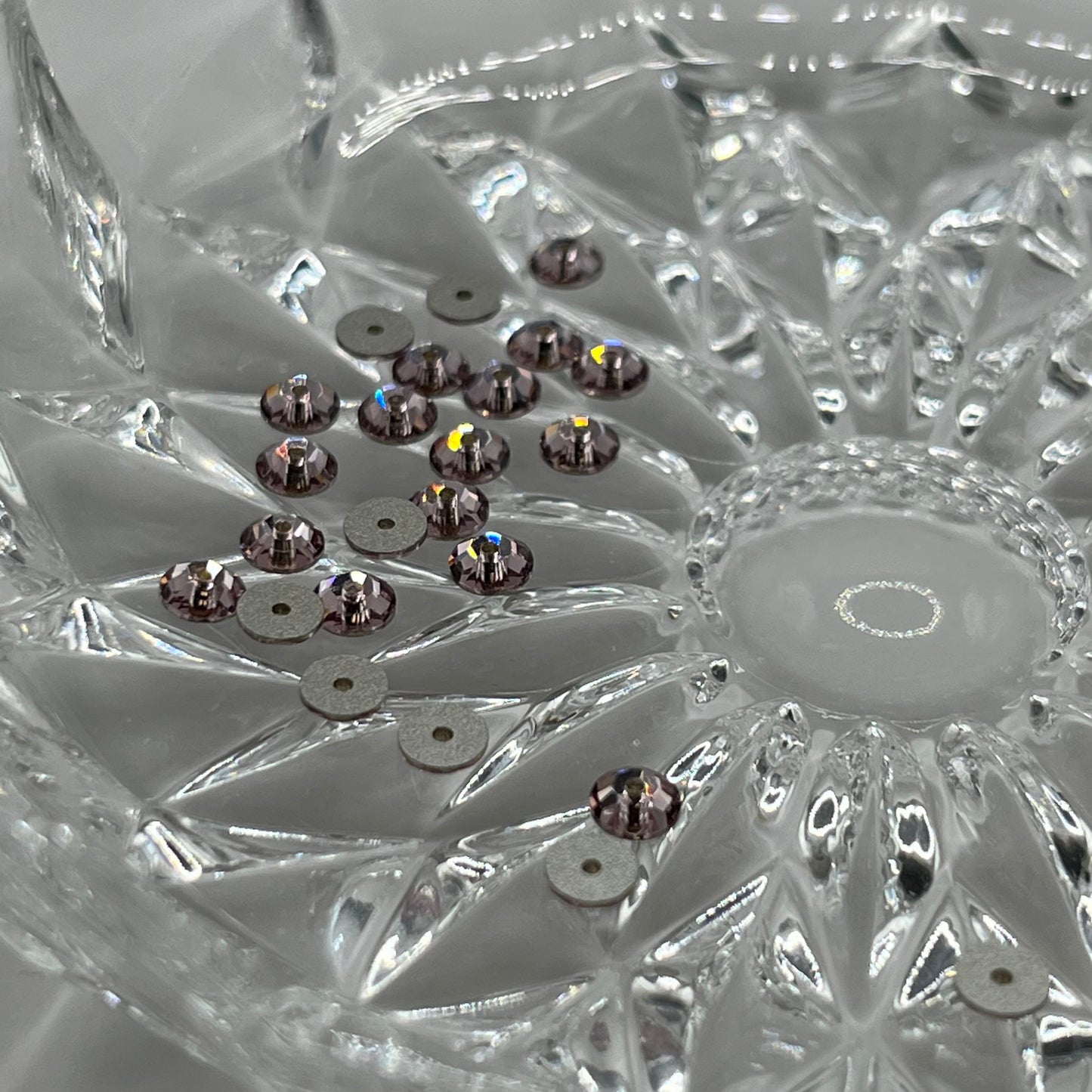 Swarovski 4MM Lochrosen A3128 - Light Amethyst (24pcs)