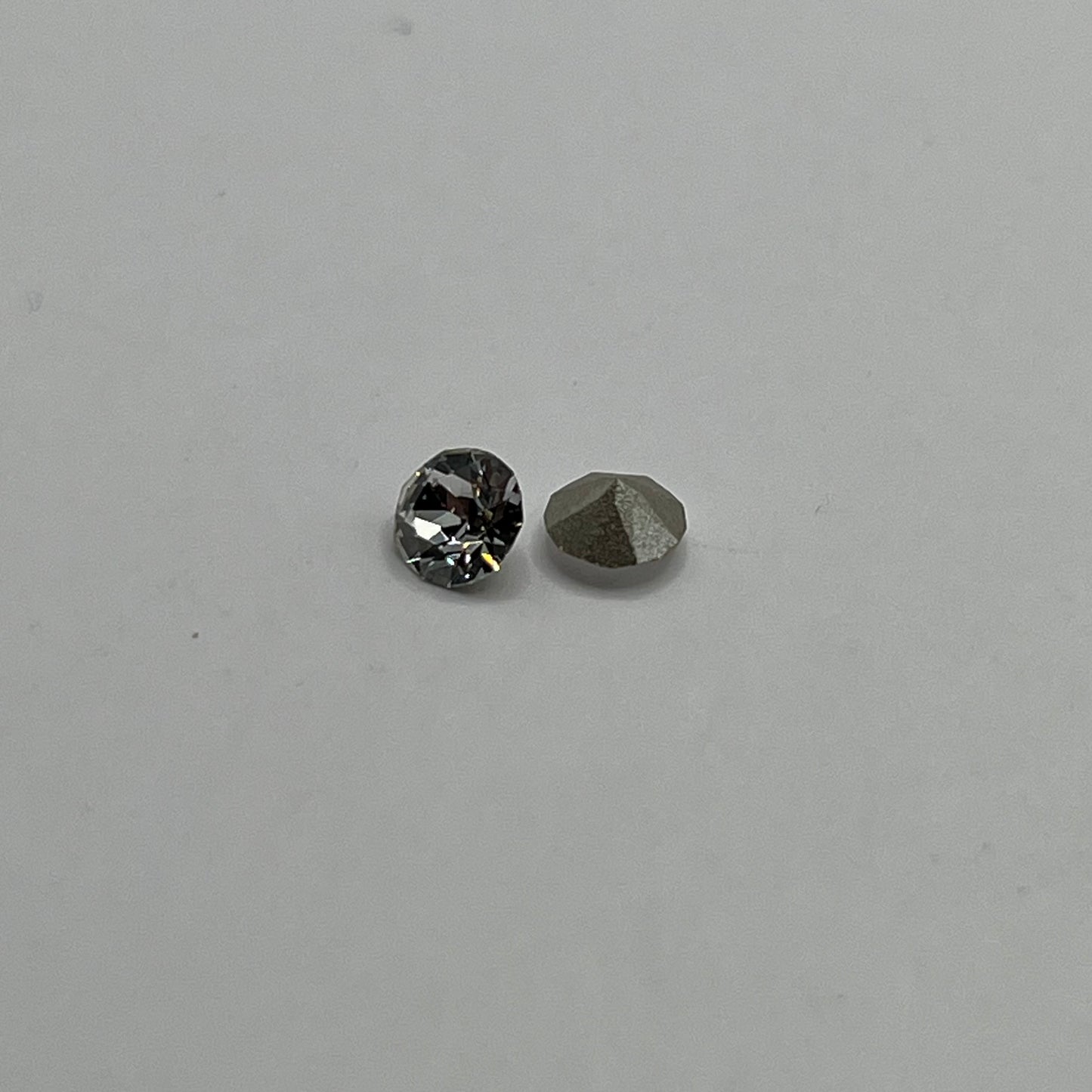 Swarovski 4MM Xirius Chaton A1088 SS19 - Crystal (12pcs)