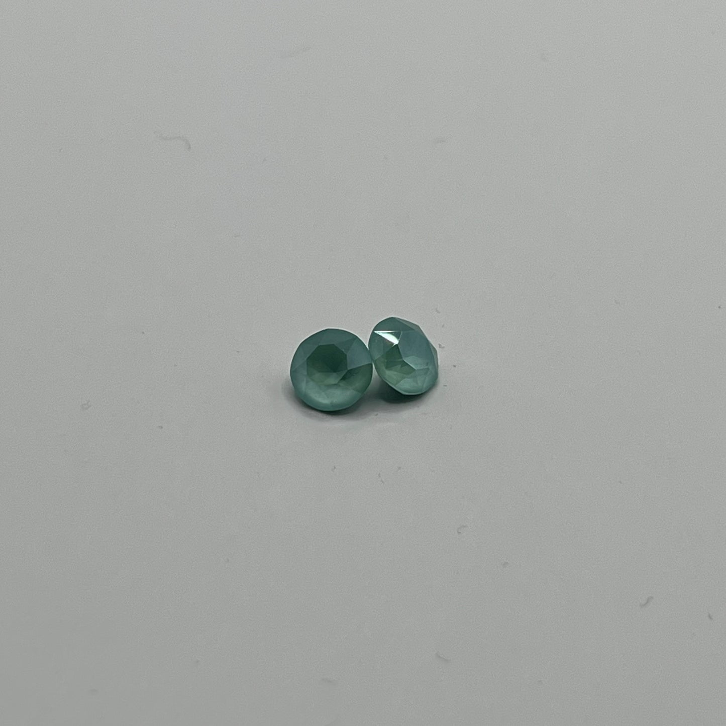 Swarovski 6MM Xirius Chaton A1088 - Mint Green (4pcs)