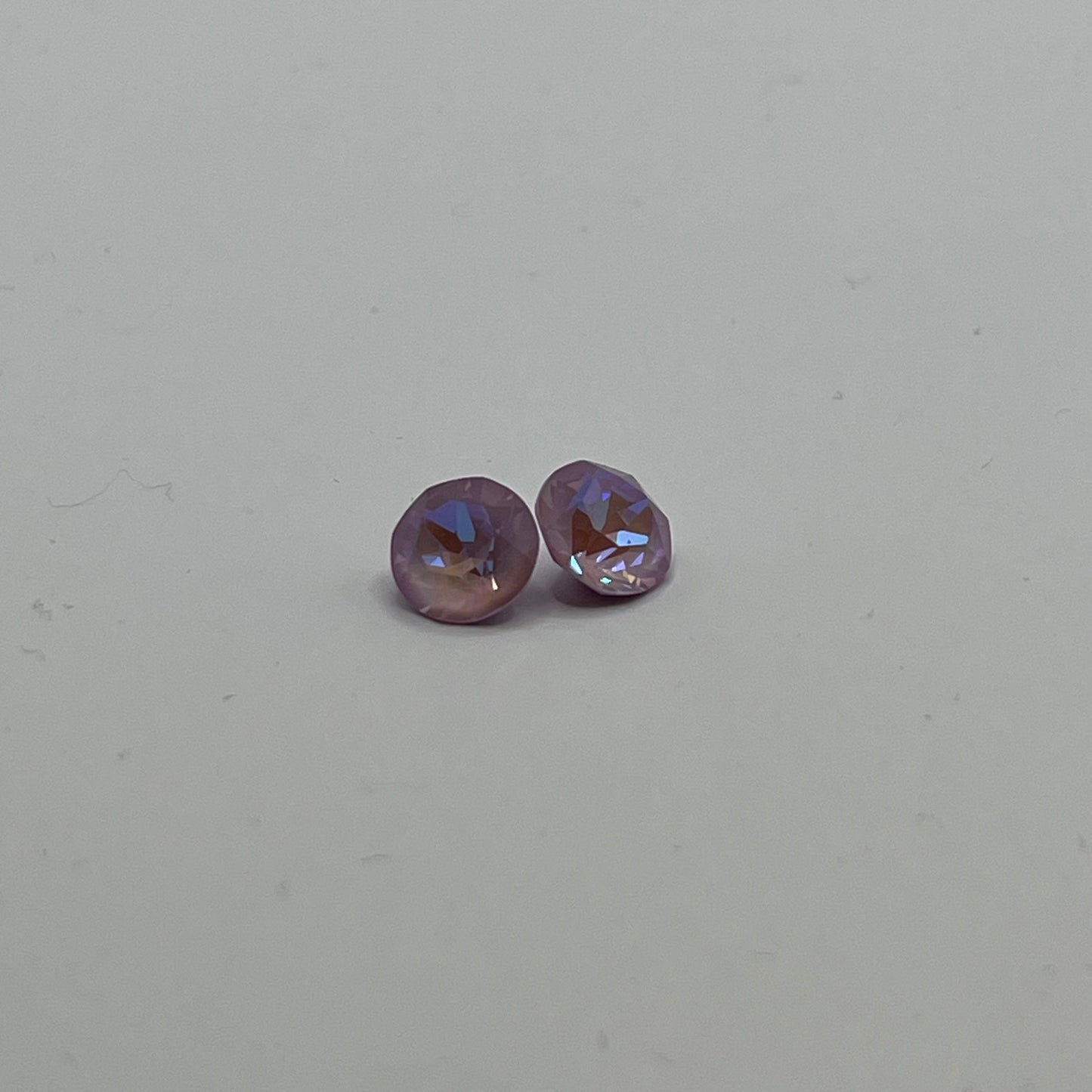 Austrian Crystal 8MM Chaton A1088 - Lavender DeLite (4pcs)