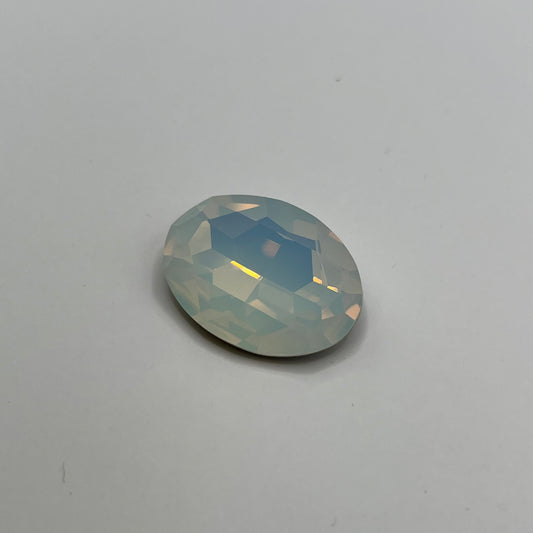 Swarovski Oval 30X22MM Crystal White Opal