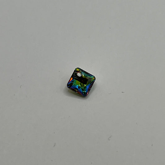 Swarovski 9MM Princess Pendant A6431 - Medium Vitrail