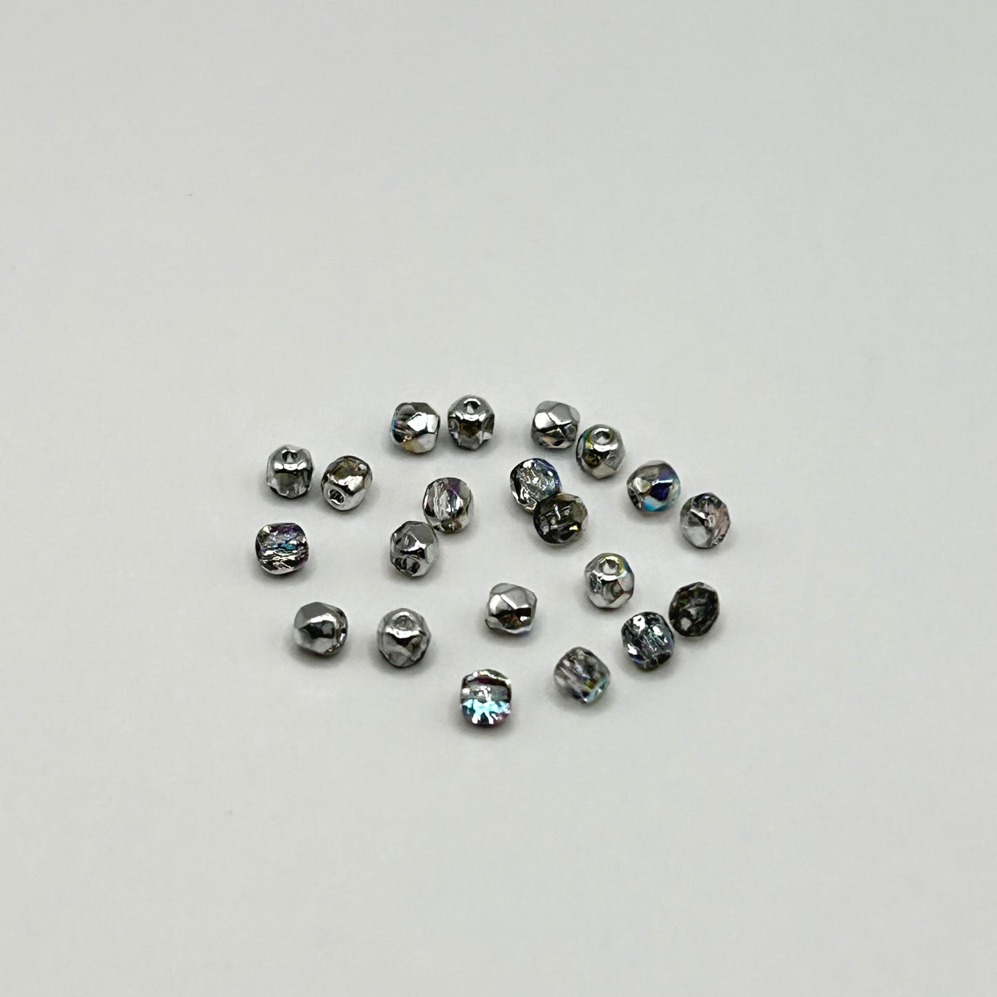 Firepolish Tiny 2MM - Crystal Silver Rainbow - Strand 50