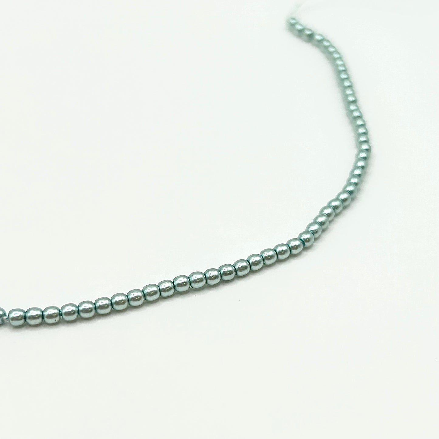 Czech Pearl 2MM - Baby Blue II - Strand 50