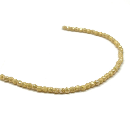 Firepolish 3MM - Luster Iris Antique Beige - Strand 50