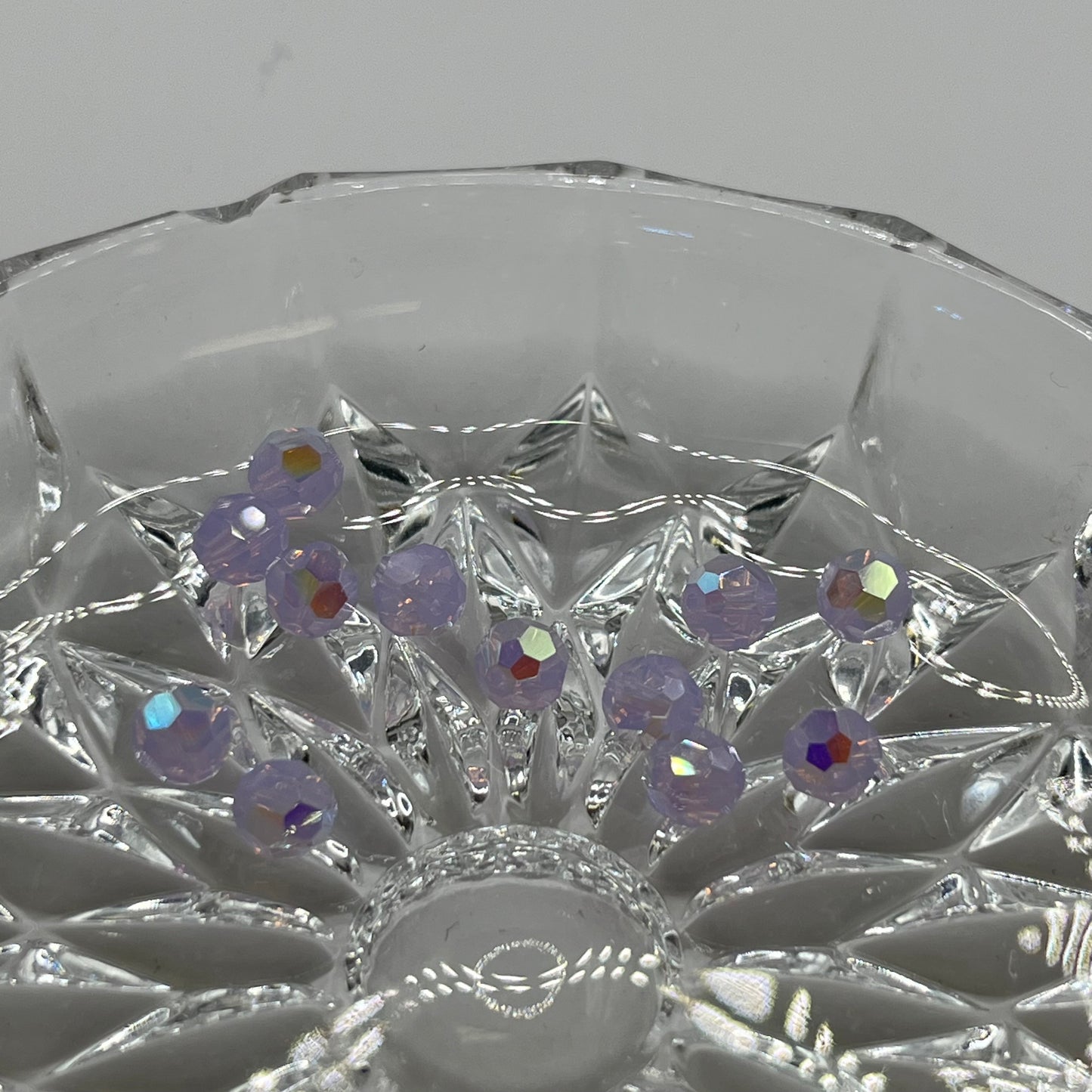Swarovski 6MM Round Faceted A5000 - Violet Opal AB (12pcs)