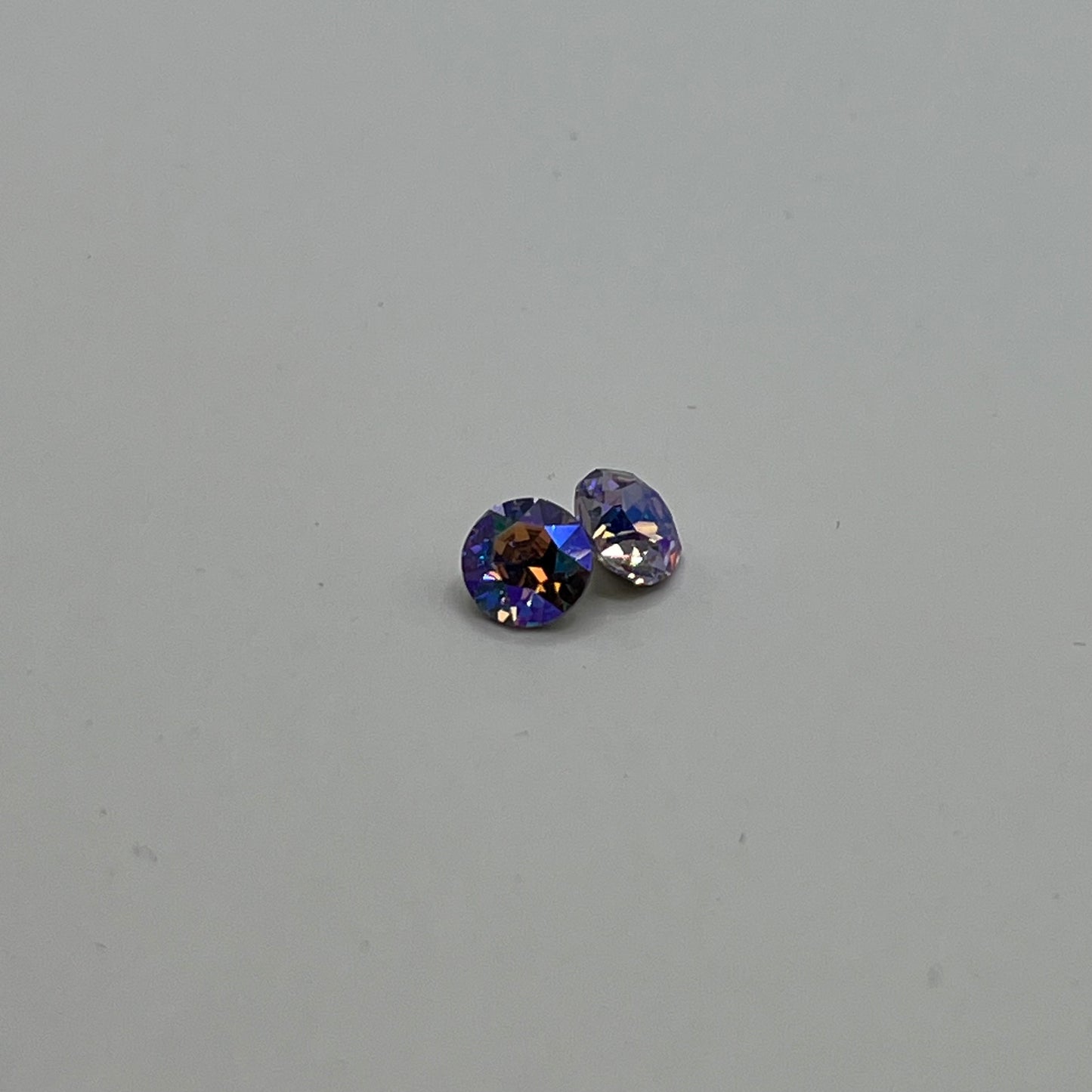 Austrian Crystal 6MM Chaton A1088 - Violet GB (4pcs)