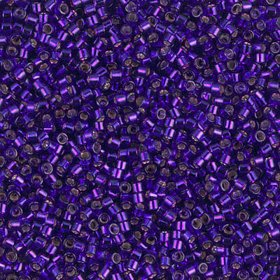 DB0610 - Silver-Lined Violet - 11/0