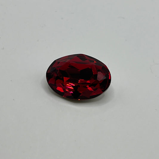 Swarovski 25X18MM Oval Rivoli A4120 - Scarlet