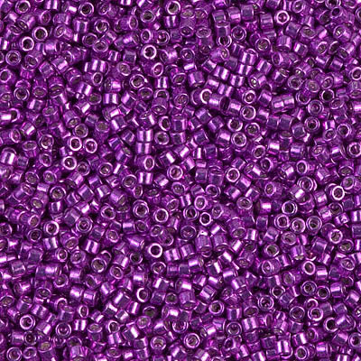 DB0431 - Galvanized Fuchsia Dyed - 11/0