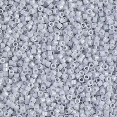 DB0209 - Opaque Light Gray Luster - 11/0