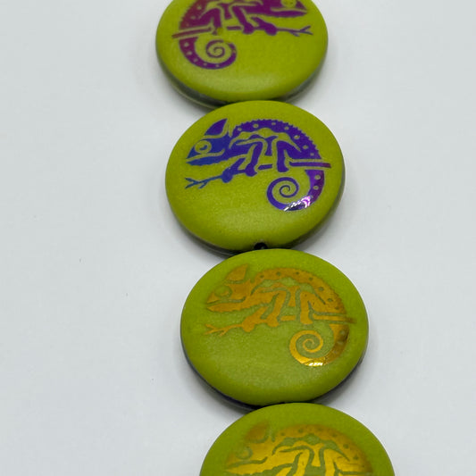 Czech Glass - Green Chameleon Coin (8pcs)