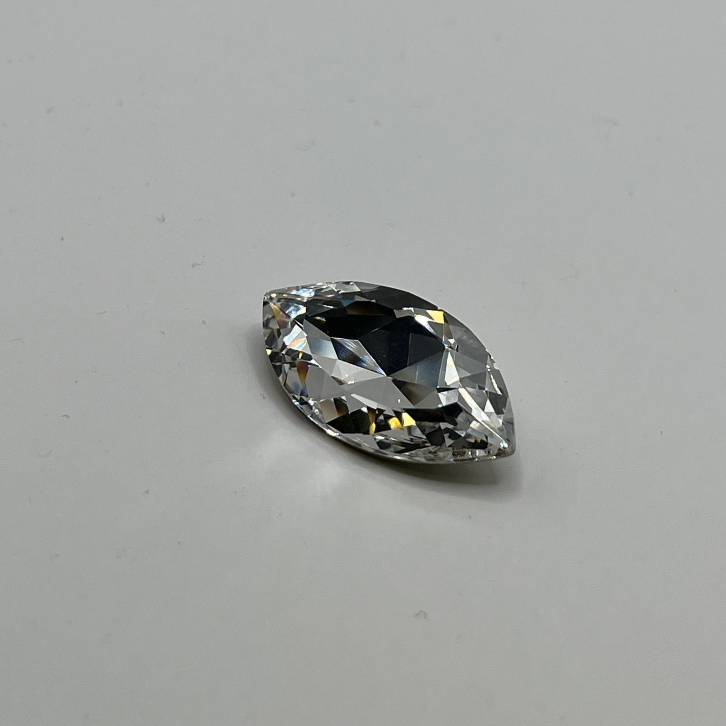 Swarovski 32X17MM Navette A4227 - Crystal