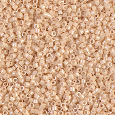 DB0204 - Ceylon Light Beige - 11/0