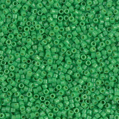 DB2126 - Duracoat Dyed Opaque Fuji Green - 11/0