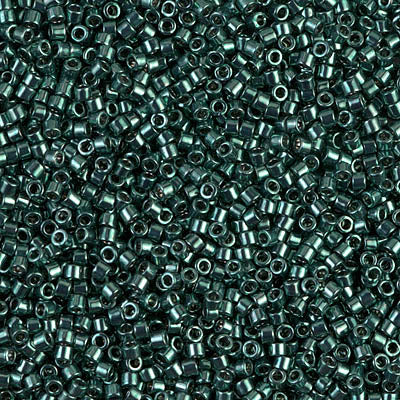 DB0458 - Dark Green Dyed - 11/0