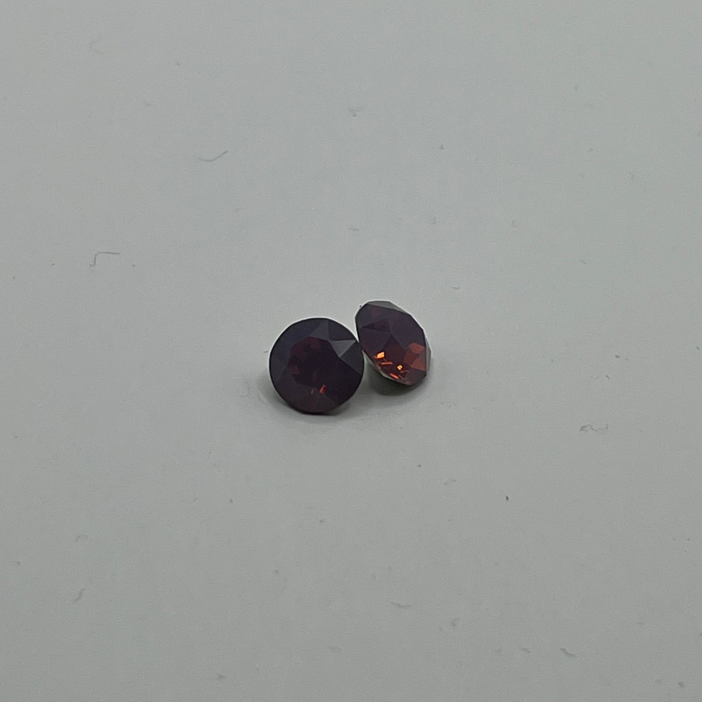 Swarovski 8MM Xirius Chaton A1088 - Cyclamen Opal (4pcs)