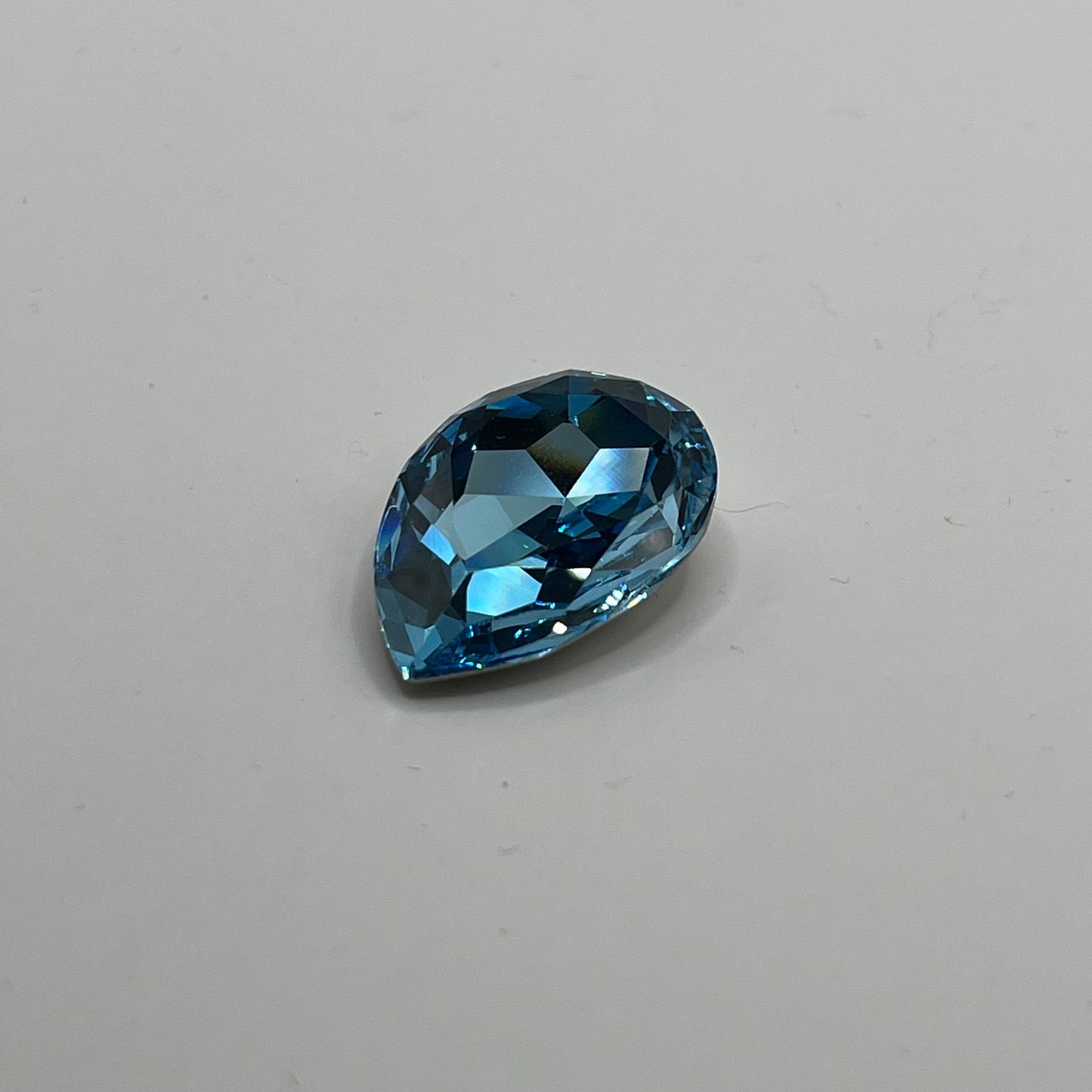 Swarovski 30X20MM Pear A4327 - Aquamarine