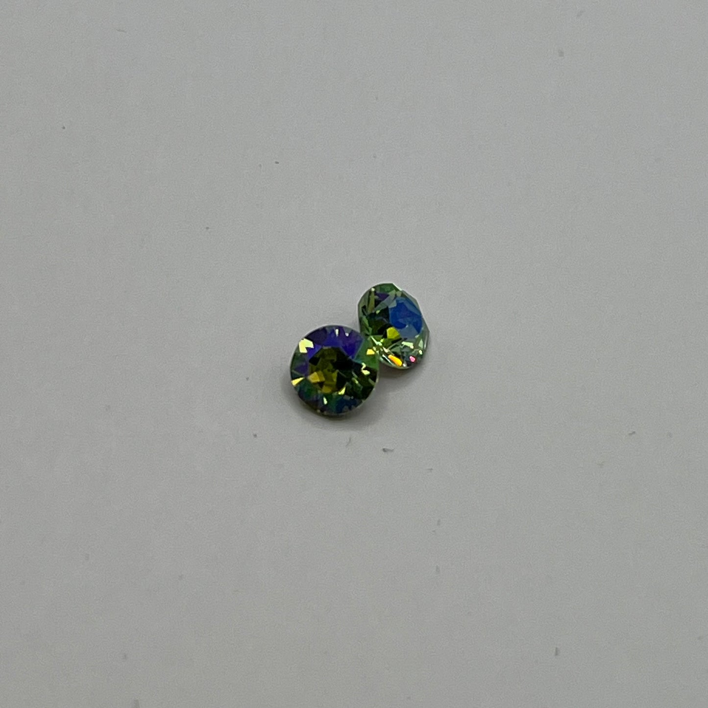 Austrian Crystal 6MM Chaton A1088 - Peridot