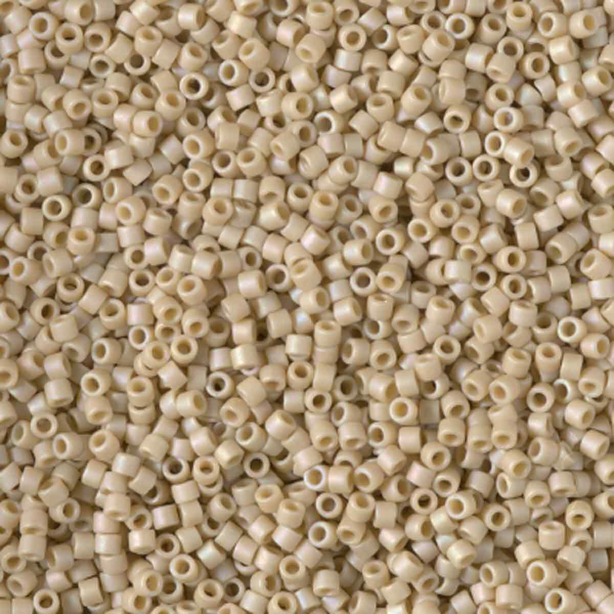 DB2301 - Frost Opaque Glaze Rainbow Ivory - 11/0