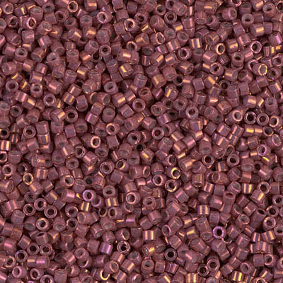 DB1016 - Metallic Rhubarb Luster - 11/0