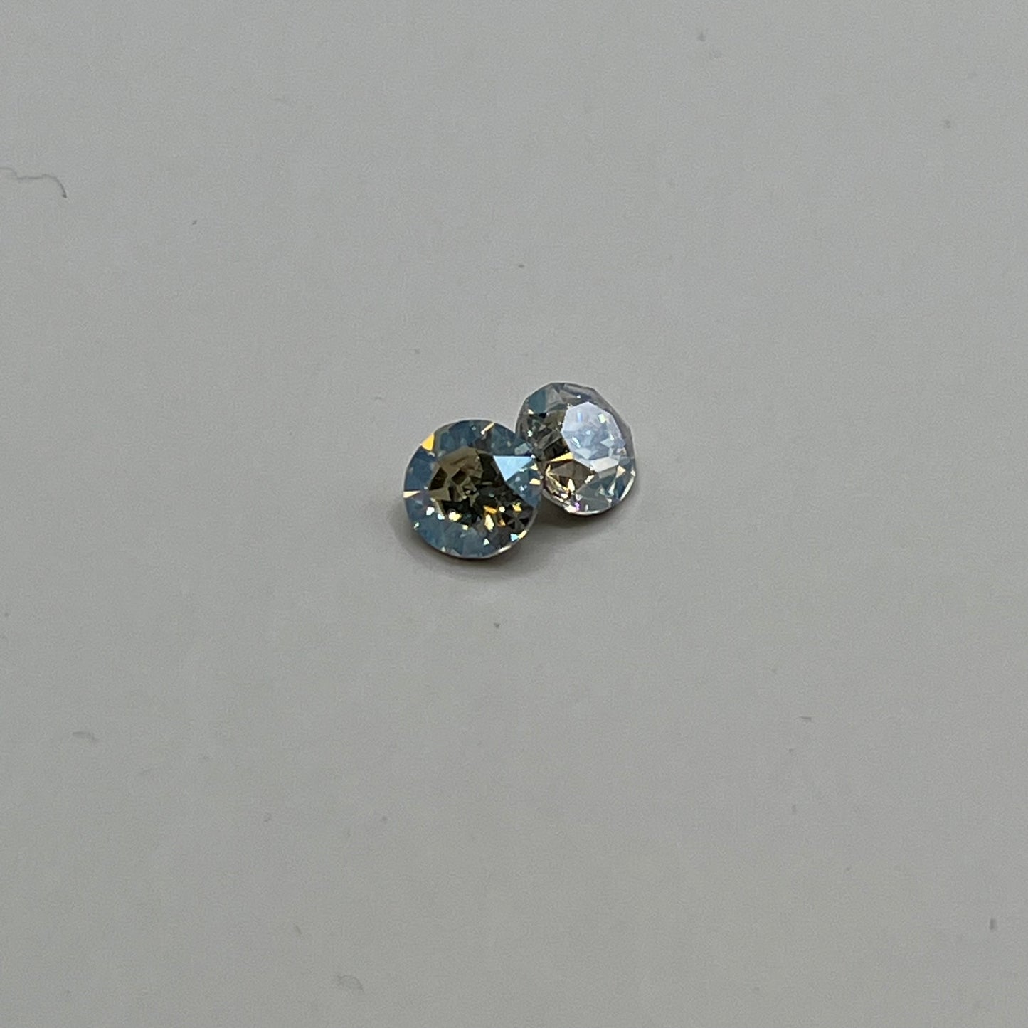 Swarovski 6MM Xirius Chaton A1088 - Crystal Moonlight (4pcs)