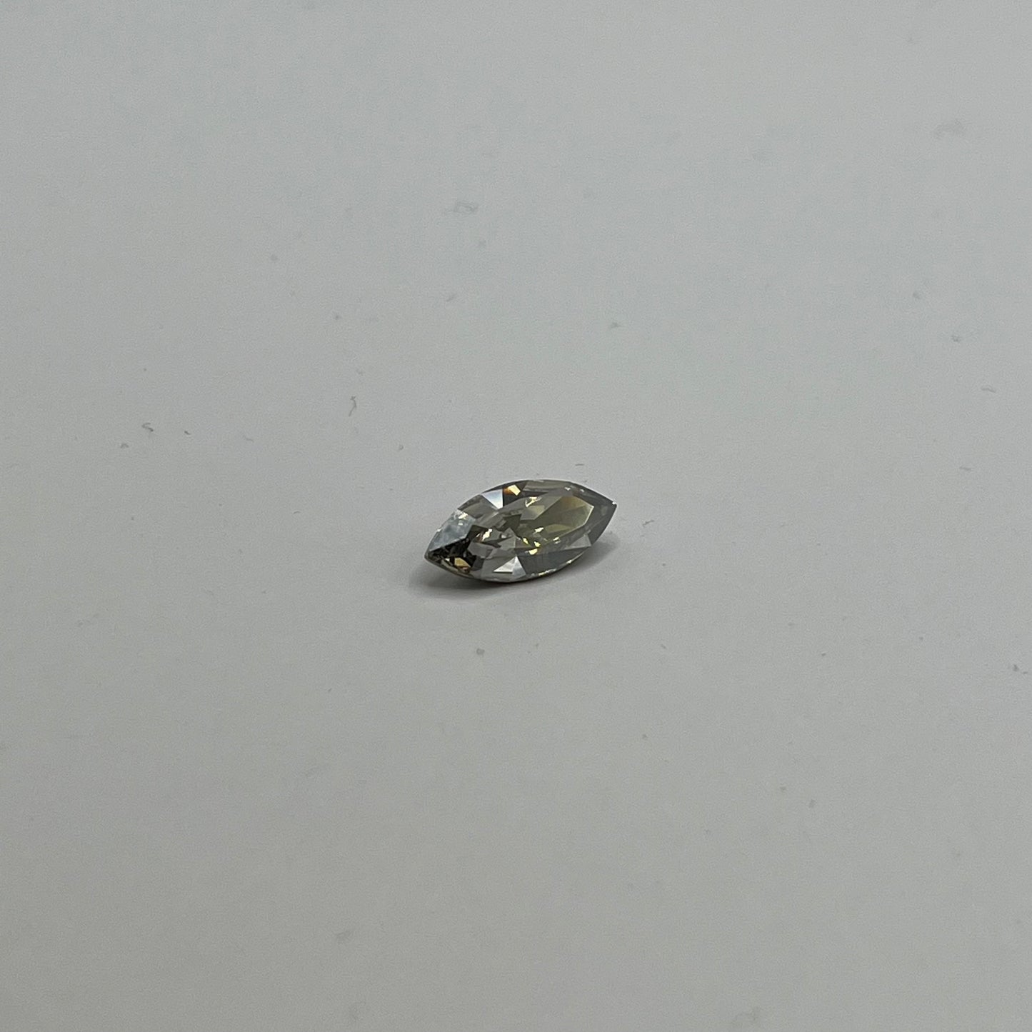 Swarovski 15x7MM Navette A4228 - Crystal Silver Shade