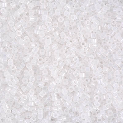 DB0220 - White Opal - 11/0
