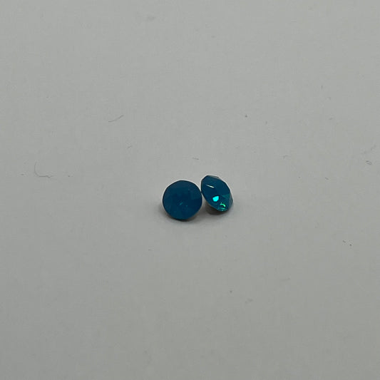 Swarovski 6MM Xirius Chaton A1088 - Caribbean Blue Opal (4pcs)