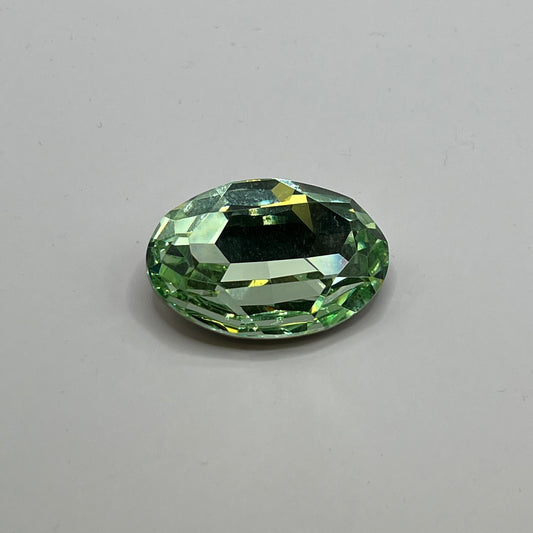 Swarovski 39X28MM Oval - Chrysolite