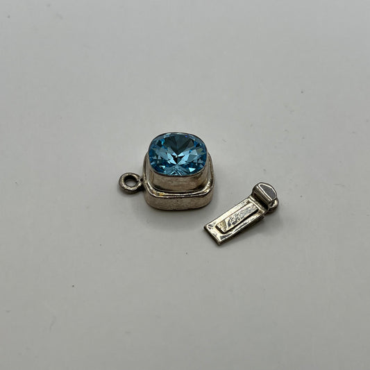 Swarovski 12MM Square Clasp - Aquamarine / Sterling Silver
