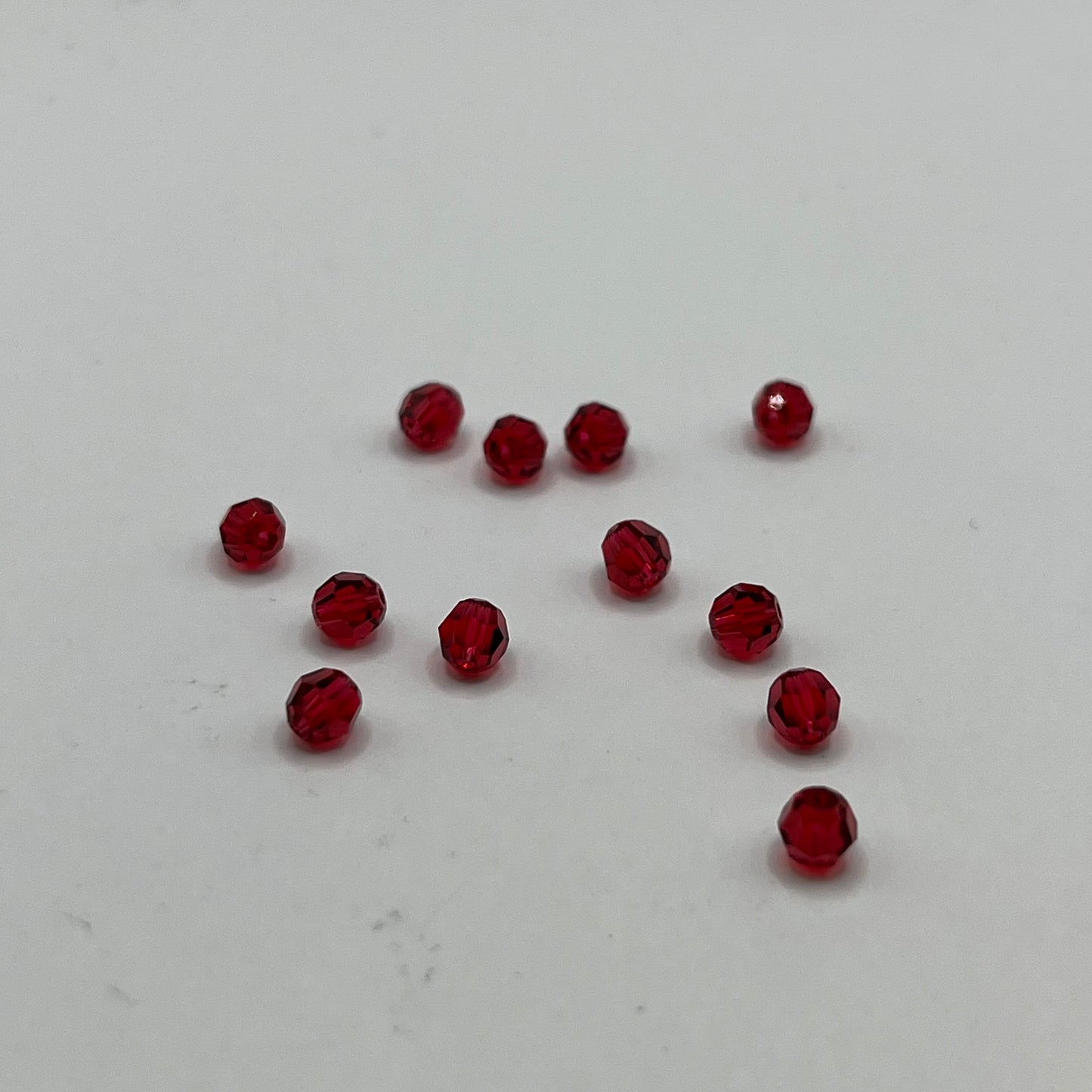 Swarovski 4MM Round Faceted A5000 - Scarlet (12pcs)