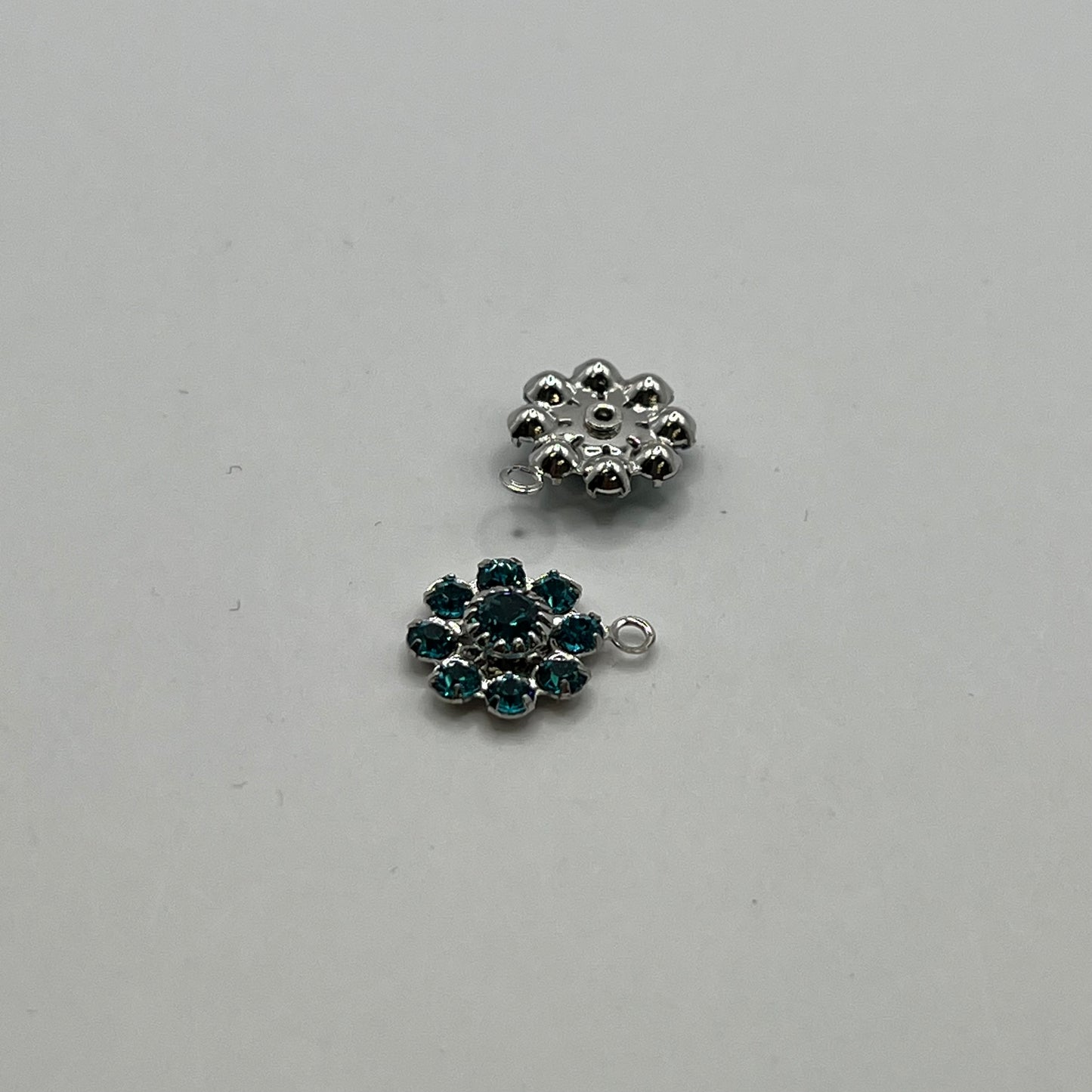 Swarovski 10MM Daisy Connector Single Loop - Indicolite (2pcs)