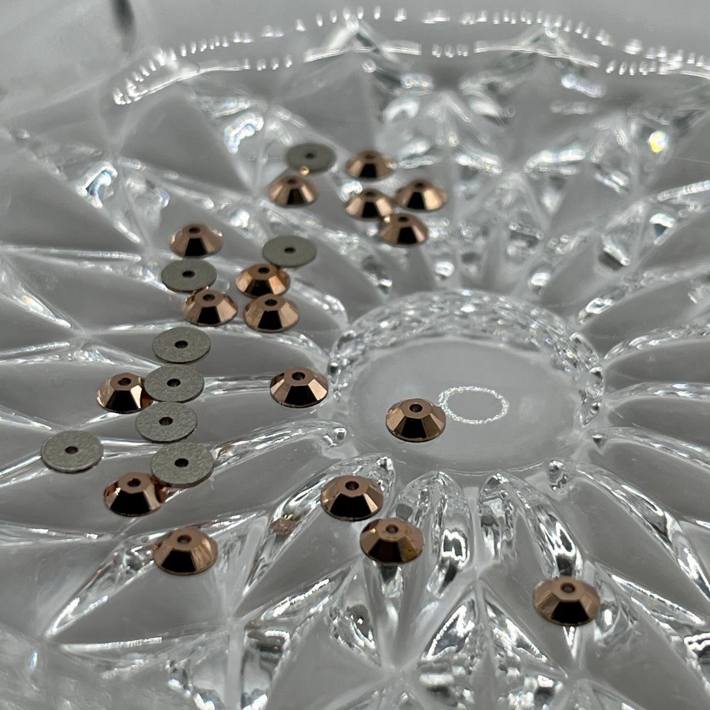 Swarovski 4MM Lochrosen A3128 - Rose Gold (24pcs)
